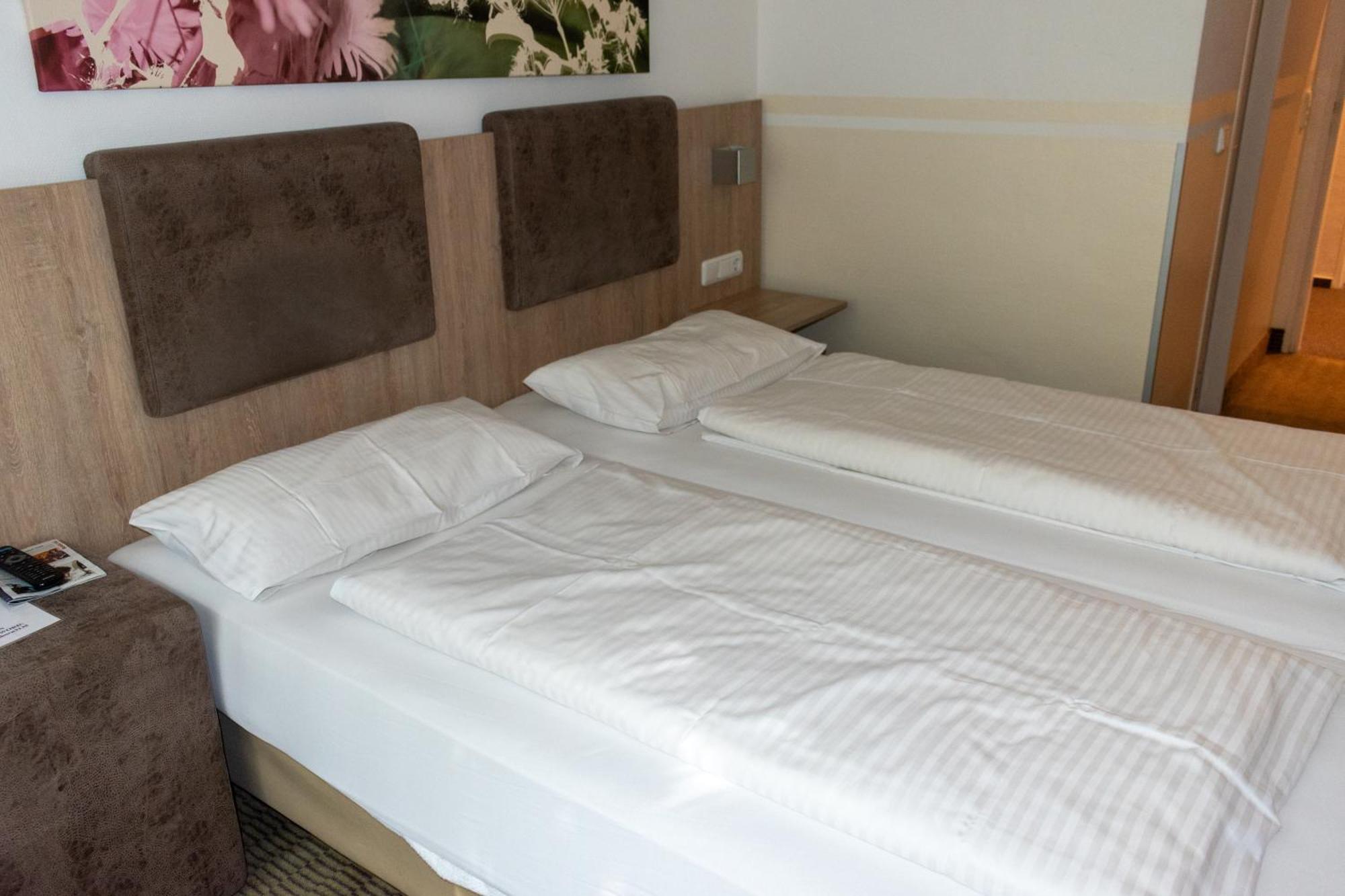 Central Hotel Eschborn Eksteriør bilde