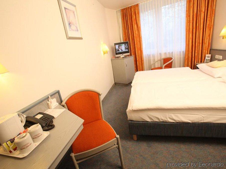 Central Hotel Eschborn Eksteriør bilde