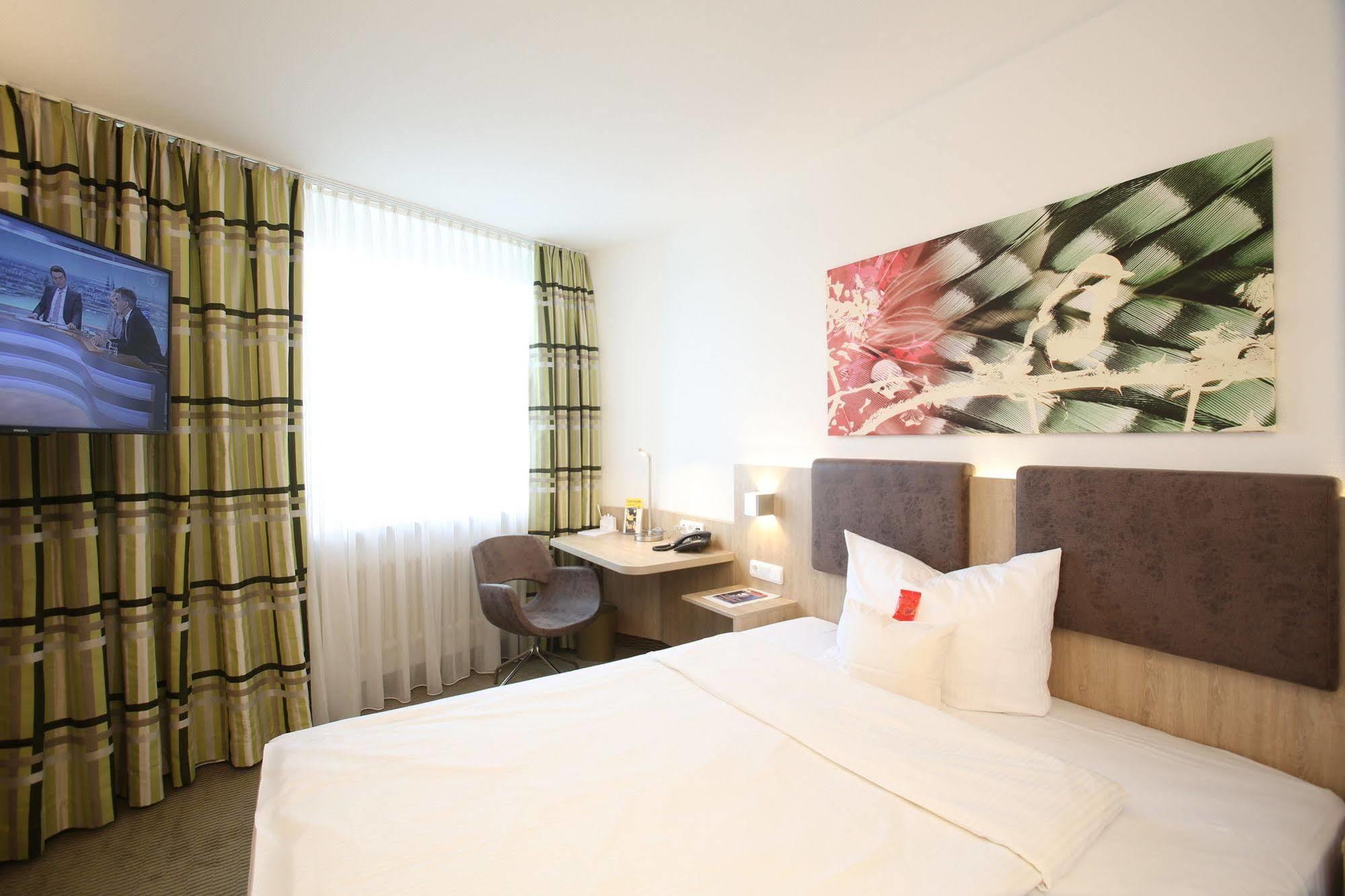Central Hotel Eschborn Eksteriør bilde